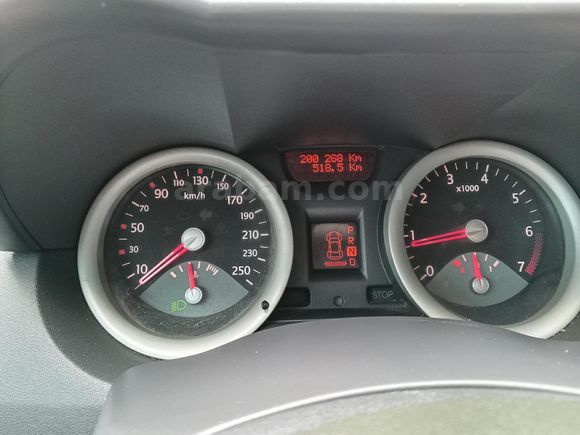Sahibinden Renault Megane 1.6 Dynamique 2005 Model