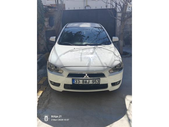 Sahibinden Mitsubishi Lancer 1.5 Invite 2009 Model