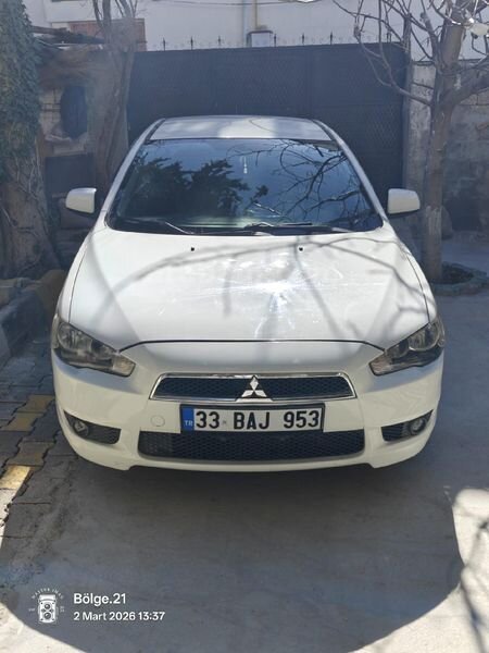 Sahibinden Mitsubishi Lancer 1.5 Invite 2009 Model