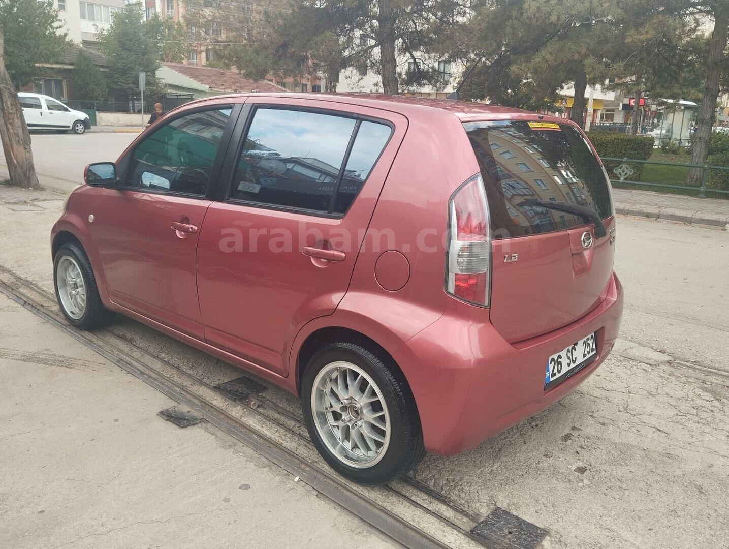 Sahibinden Daihatsu Sirion 1.3 Touring 2005 Model Eskişehir 56.000 km Pembe 1