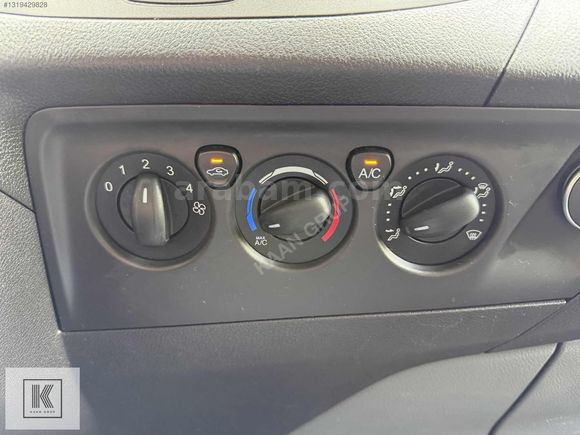 TRANSİT CUSTOM HATASIZ BOYASIZ 88.000 KM KLİMA GERİ GÖRÜŞ %20KDV