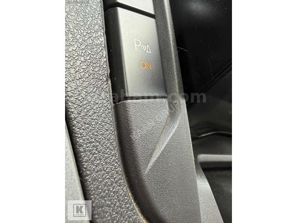 TRANSİT CUSTOM HATASIZ BOYASIZ 88.000 KM KLİMA GERİ GÖRÜŞ %20KDV
