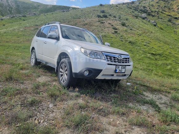 Sahibinden Subaru Forester 2.0 Premium 2011 Model