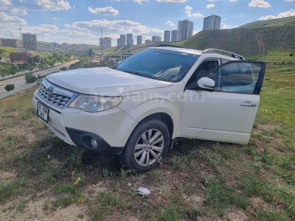 Sahibinden Subaru Forester 2.0 Premium 2011 Model