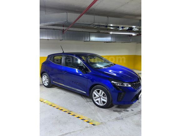 Sahibinden Renault Clio 1.0 TCe Evolution 2025 Model 