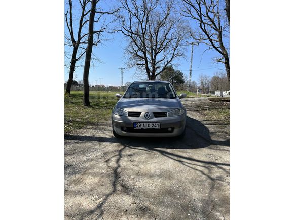 Sahibinden Renault Megane 1.6 Dynamique 2005 Model  340.000 km Gri