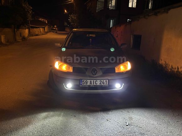 Sahibinden Renault Megane 1.6 Dynamique 2005 Model  340.000 km Gri