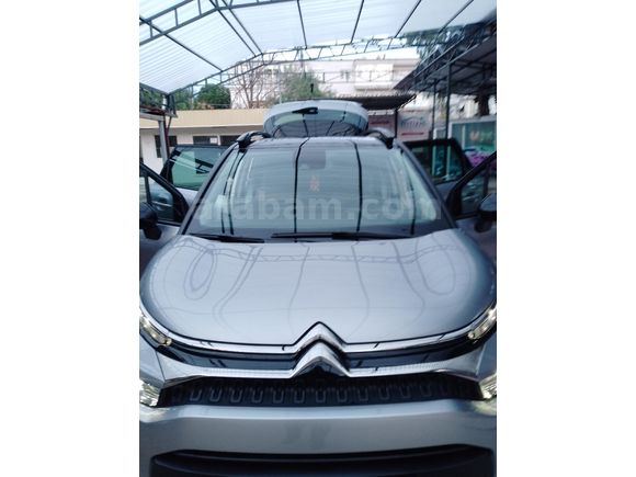 Sahibinden Citroen C3 1.2 PureTech Shine 2024 Model