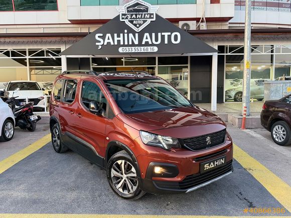 2021 1.5 RİFTER CAM TAVAN HATASIZ BOYASIZ K.KARTATAKSİT/0.99KRED
