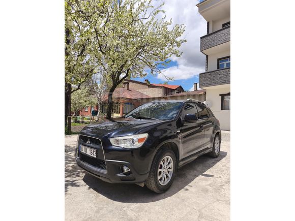Sahibinden Mitsubishi ASX 1.6 MIVEC Invite 2011 Model  220.000 km Siyah