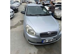 Sahibinden Hyundai Accent Era 1.5 CRDi-VGT Team 2010 Model  296.000 km Gri
