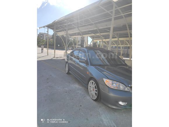 Sahibinden Honda Civic 1.6i VTEC ES 2005 Model