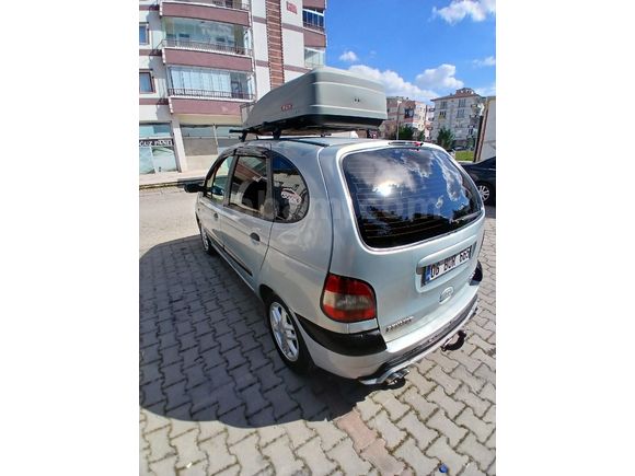 Sahibinden Renault Scenic 1.9 DTi RXT 2000 Model Ankara