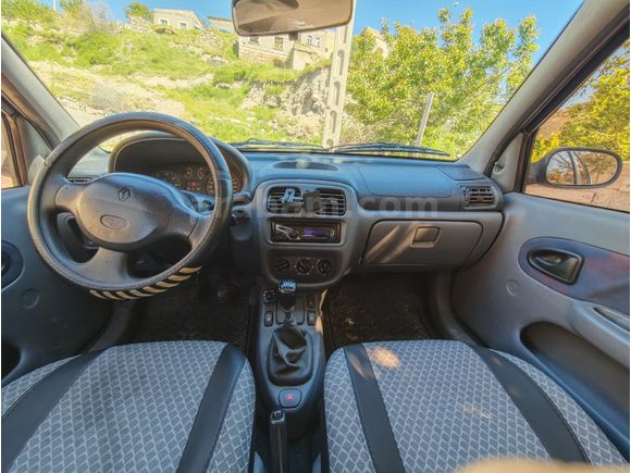 Sahibinden Renault Clio 1.4 RNA 2001 Model