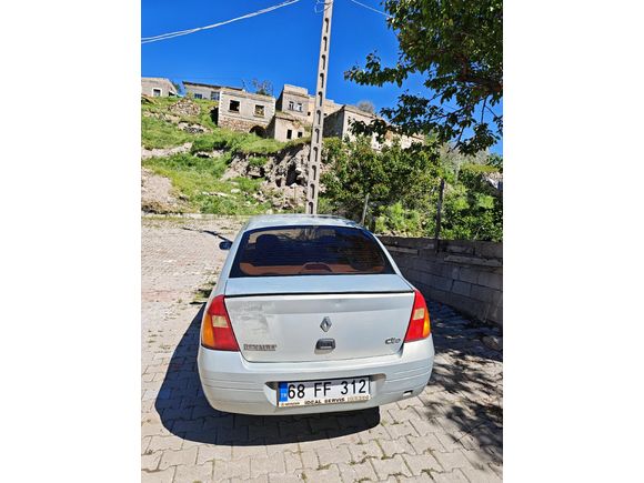 Sahibinden Renault Clio 1.4 RNA 2001 Model
