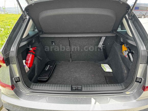 İLK SAHİBİNDEN-GARANTİSI DEVAM EDİYOR-DÜŞÜK KM-AİLE ARACI