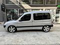 Sahibinden Peugeot Partner 2.0 HDI 2004 Model 
