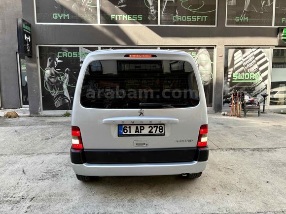 Sahibinden Peugeot Partner 2.0 HDI 2004 Model 