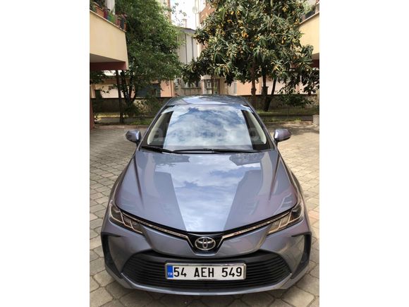 Sahibinden Toyota Corolla 1.6 Vision 2020 Model  30.000 km Mavi (metalik)