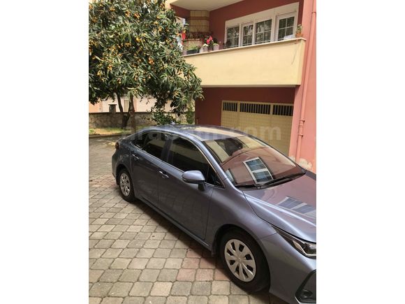 Sahibinden Toyota Corolla 1.6 Vision 2020 Model  30.000 km Mavi (metalik)