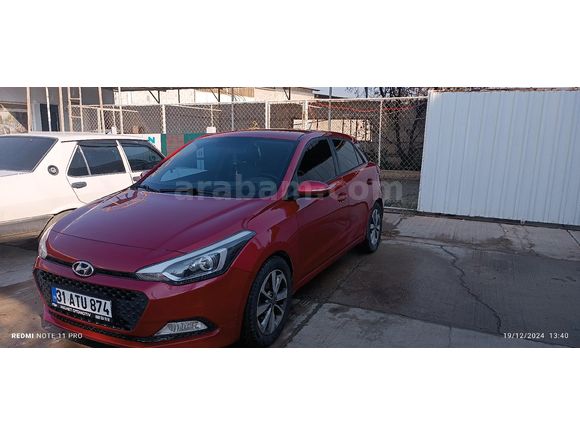Sahibinden Hyundai i20 1.4 MPI Style 2018 Model Hatay 95000 km Kırmızı