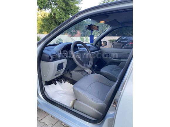 Sahibinden Renault Clio 1.4 Authentique 2004 Model 