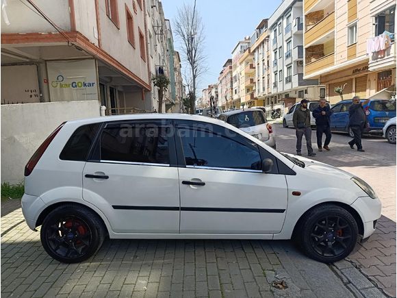 Sahibinden Ford Fiesta 1.4 TDCi Comfort 2006 Model