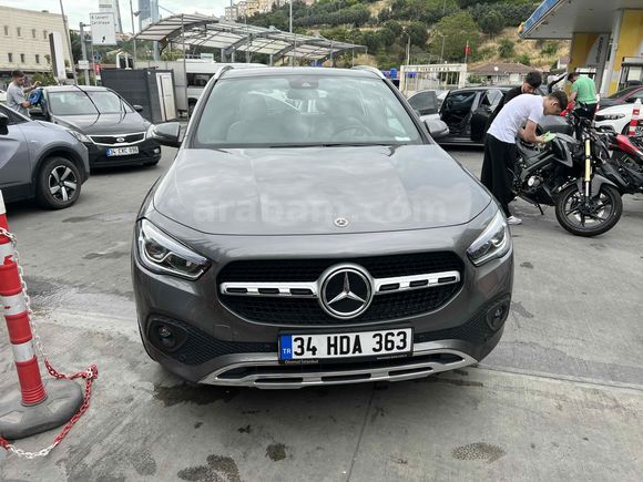 Sahibinden Mercedes - Benz GLA 200 Progressive 2023 Model 