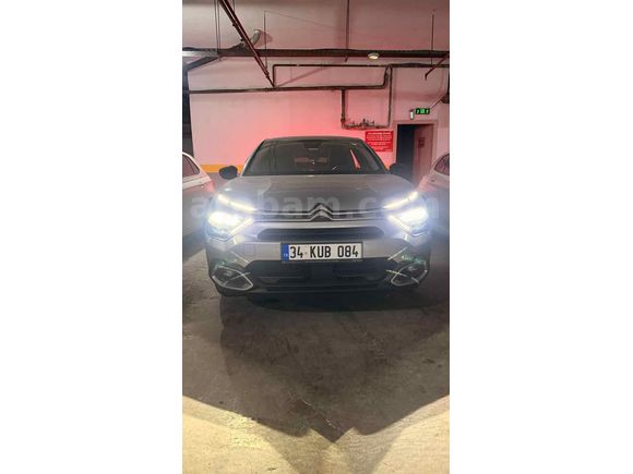 Sahibinden Citroen C4 SUV 1.2 PureTech Shine 2024 Model 
