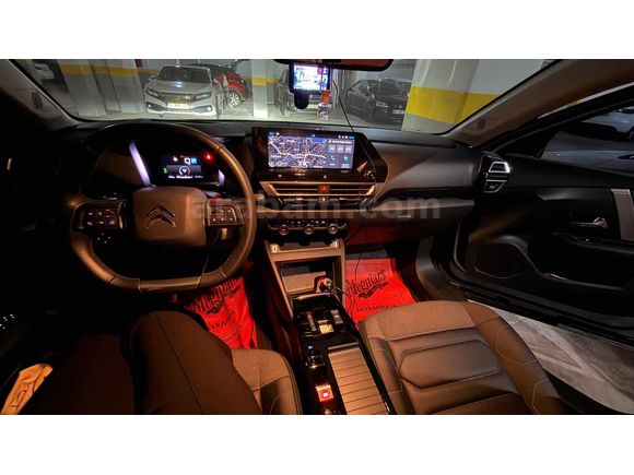 Sahibinden Citroen C4 SUV 1.2 PureTech Shine 2024 Model 