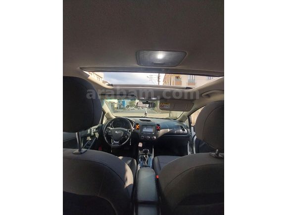 Sahibinden Kia Cerato 1.6 CRDi Prestige 2018 Model Kocaeli 125.000 km Beyaz