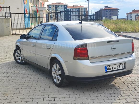 Sahibinden Opel Vectra 1.6 Design Edition 2005 Model  299.500 km Gri (Gümüş)
