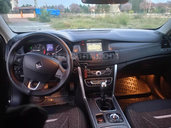 Sahibinden Renault Latitude 1.5 dCi Expression 2011 Model  247.000 km Siyah