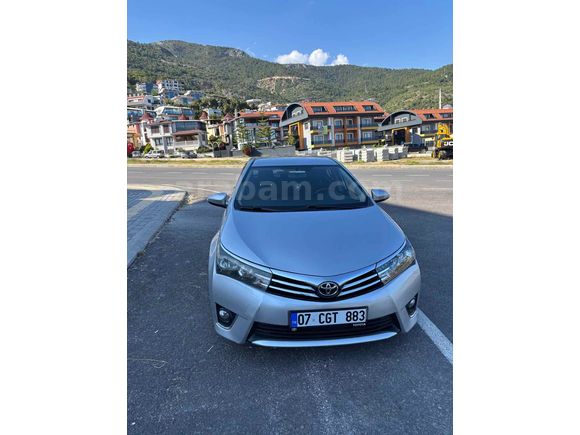 2015 çıkışlı 1.4D4D dizel otomatik 143binde Acill son fiyat