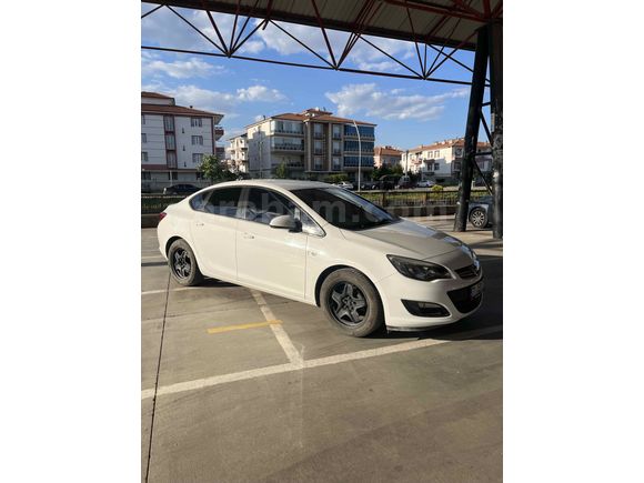 Sahibinden Opel Astra 1.6 Edition 2015 Model  53.000 km Beyaz