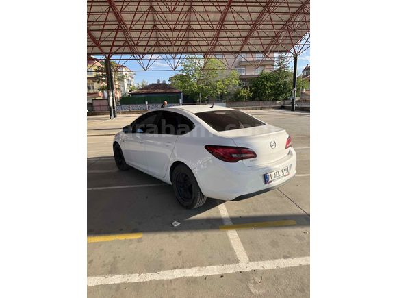 Sahibinden Opel Astra 1.6 Edition 2015 Model  53.000 km Beyaz