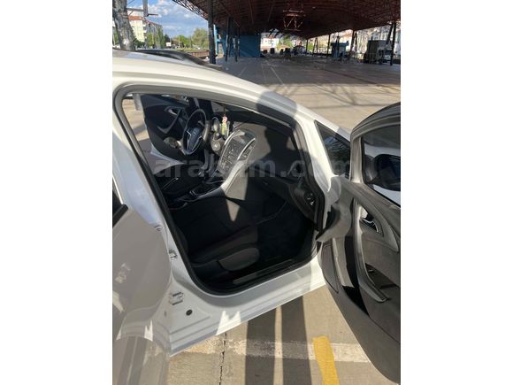 Sahibinden Opel Astra 1.6 Edition 2015 Model  53.000 km Beyaz