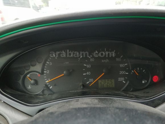 Sahibinden Ford Focus 1.6 Ambiente 2000 Model 