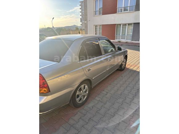 Sahibinden Hyundai Accent 1.6 Admire 2005 Model Kayseri