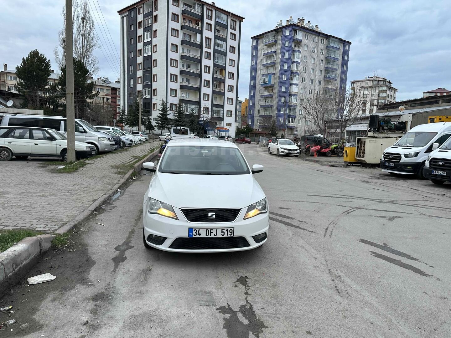 Sahibinden Seat Toledo 1.6 TDI Style 2014 Model Sivas 164.000 km Beyaz 5