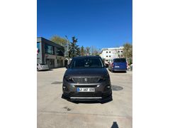 Sahibinden Peugeot Rifter 1.5 BlueHDI Allure 2022 Model İstanbul
