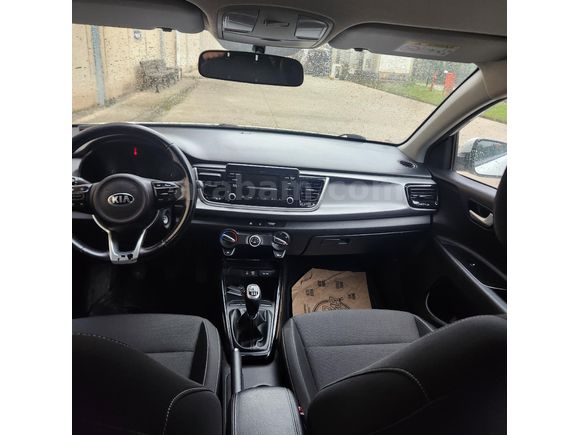 Sahibinden Kia Rio 1.4 CRDi Concept 2017 Model Kocaeli 99.500km Beyaz