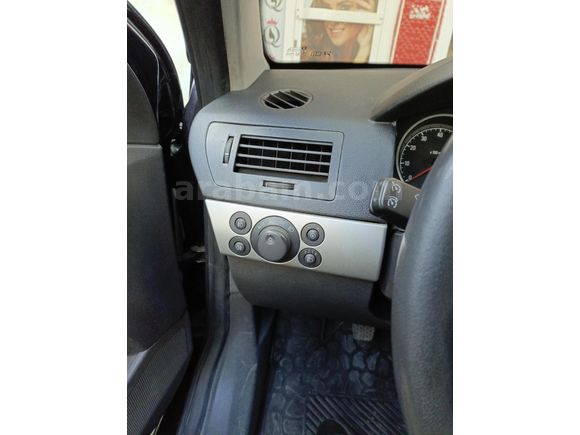 Sahibinden Opel Astra 1.6 Enjoy Plus 2011 Model  137.000 km Siyah