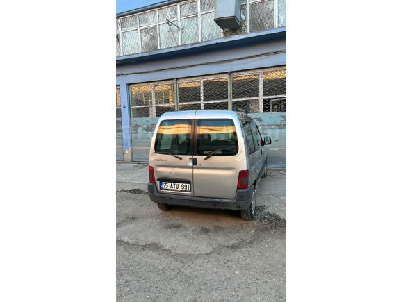 Sahibinden Peugeot Partner 1.9 D Combi 2000 Model 