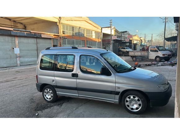 Sahibinden Peugeot Partner 1.9 D Combi 2000 Model 