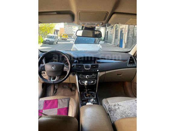 Sahibinden Renault Latitude 1.5 dCi Executive 2011 Model 