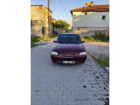 Sahibinden Ford Escort 1.6 CLX 1997 Model