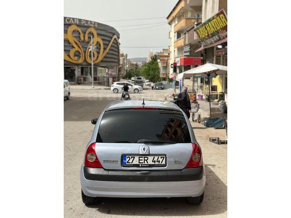 Sahibinden Renault Clio 1.2 Dynamic 2004 Model
