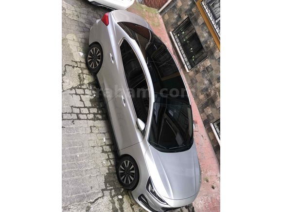Sahibinden Ford Focus 1.5 TDCi Titanium X 2024 Model  52.000 km Gri