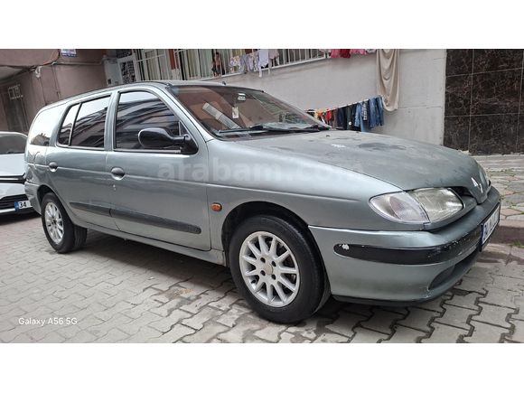 Renault Megane 1.6 1999 Model Klimalı klima aktif çalışıyor